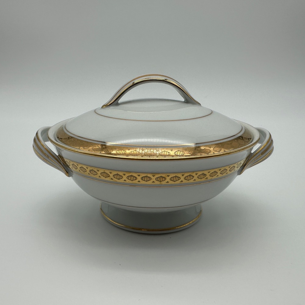 Noritake Richmond 6124 Sugar Bowl with Lid Gold Encrusted Band White Fine China